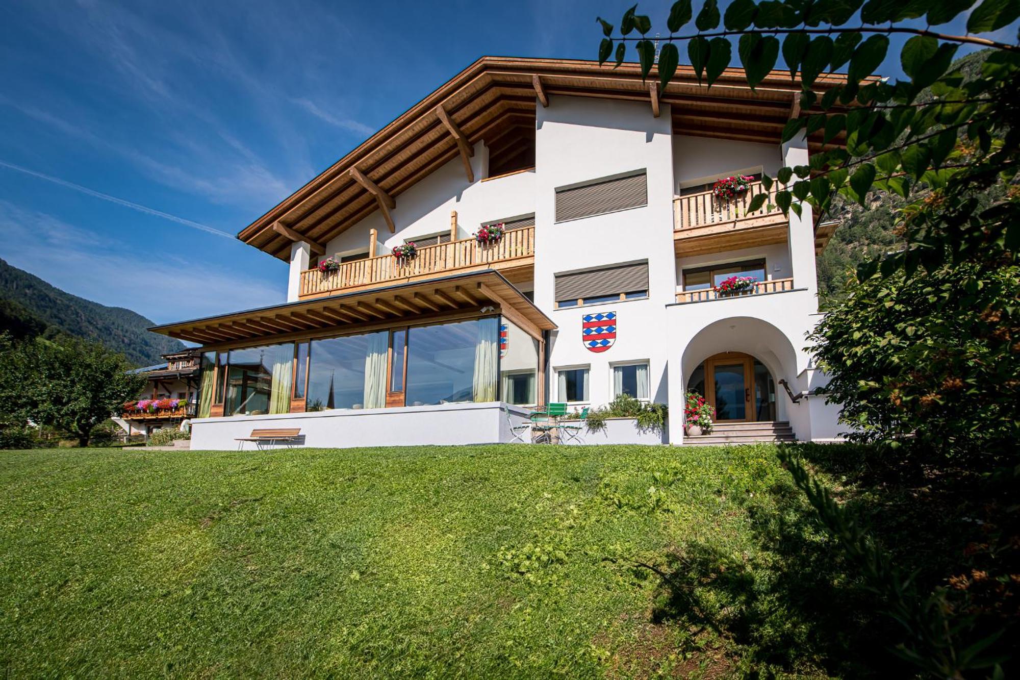 Hotel Taufers Molini di Tures Exterior photo